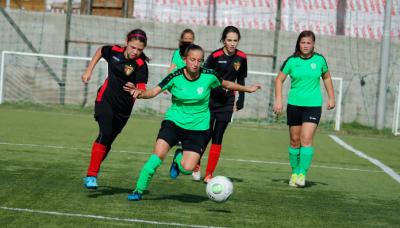 lu14vshon1_.jpg